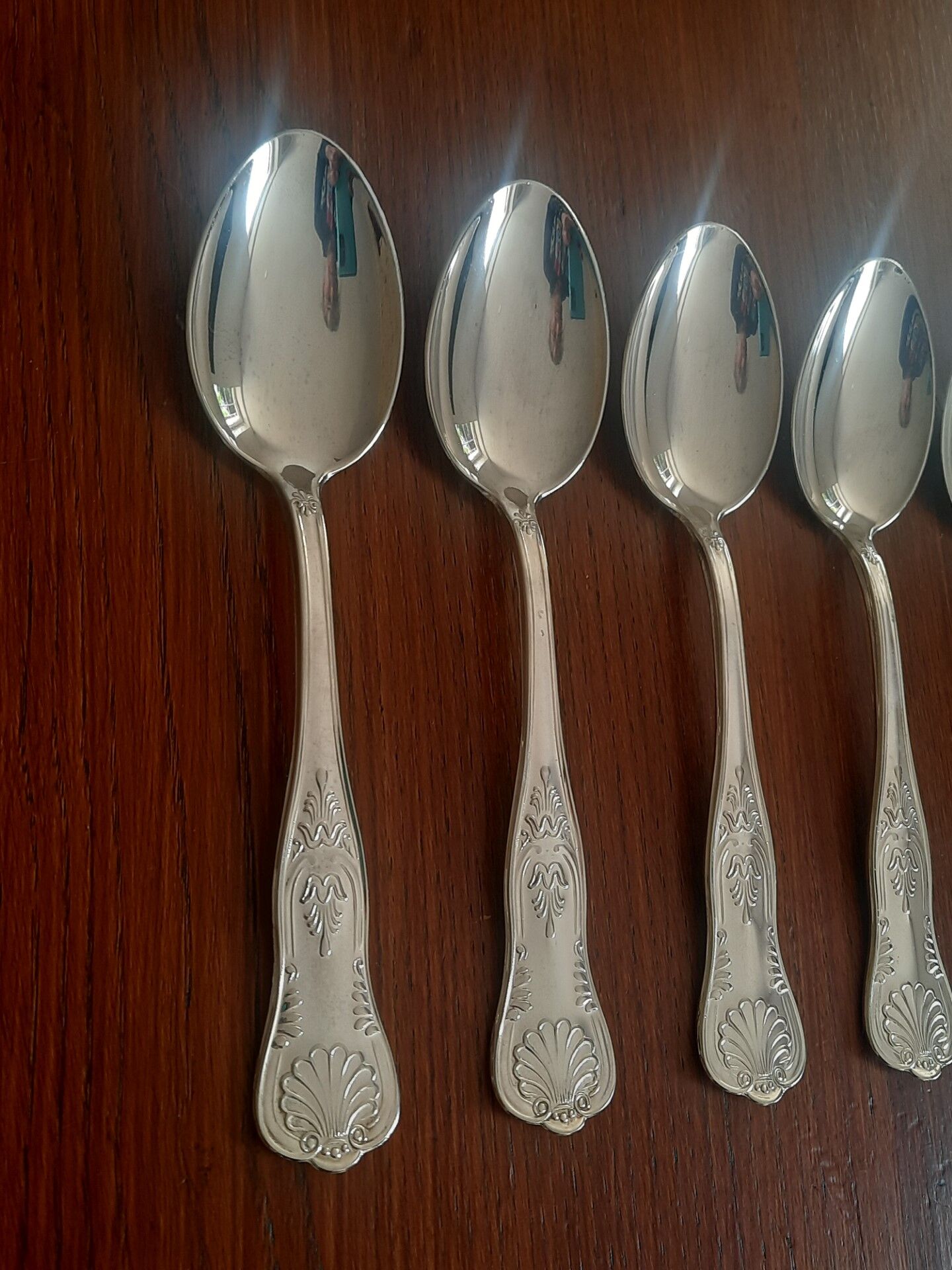 Set of 6 silver metal spoons