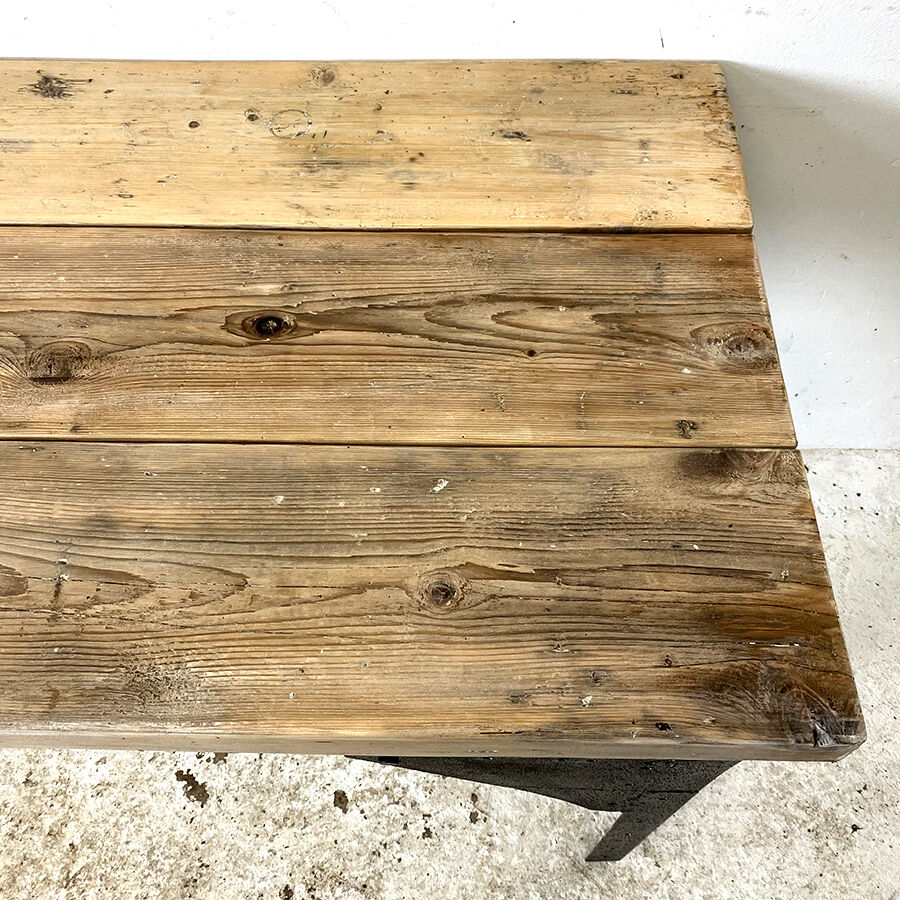 Industrial workbench
