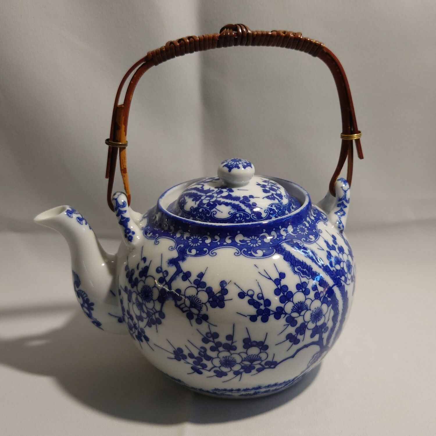 Japanese porcelain tea set