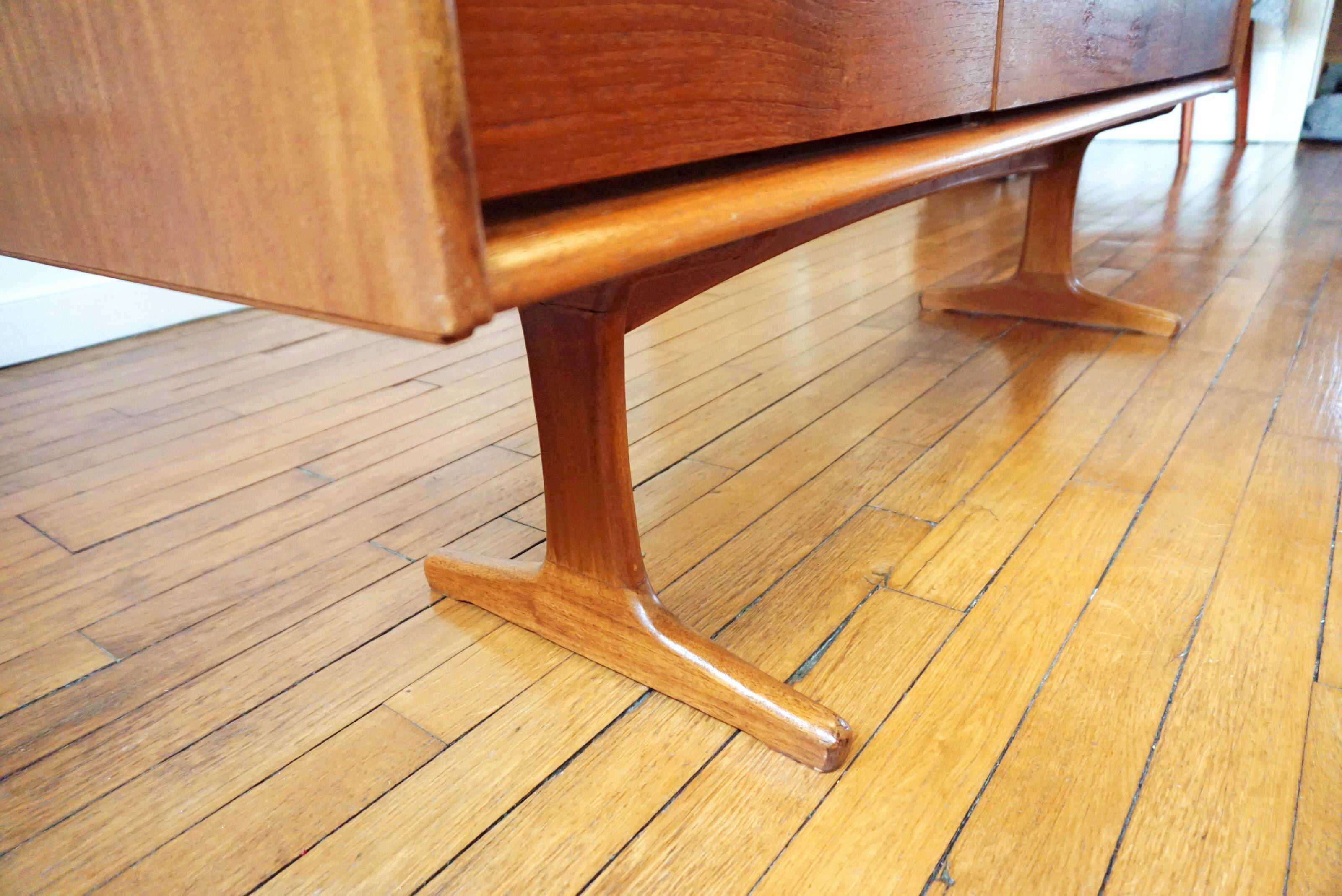 Teak sideboard, Austinsuite