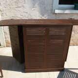 Foldable teak bar and two bar stools