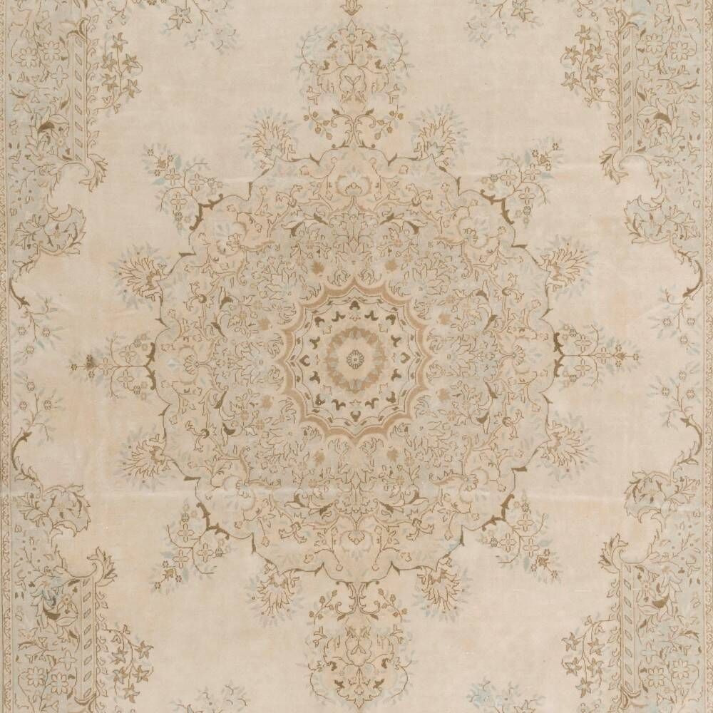 One-of-a-kind Vintage Wool Area Rug. Handmade Turkish Large Carpet for Farmhouse & Country Style Decoration