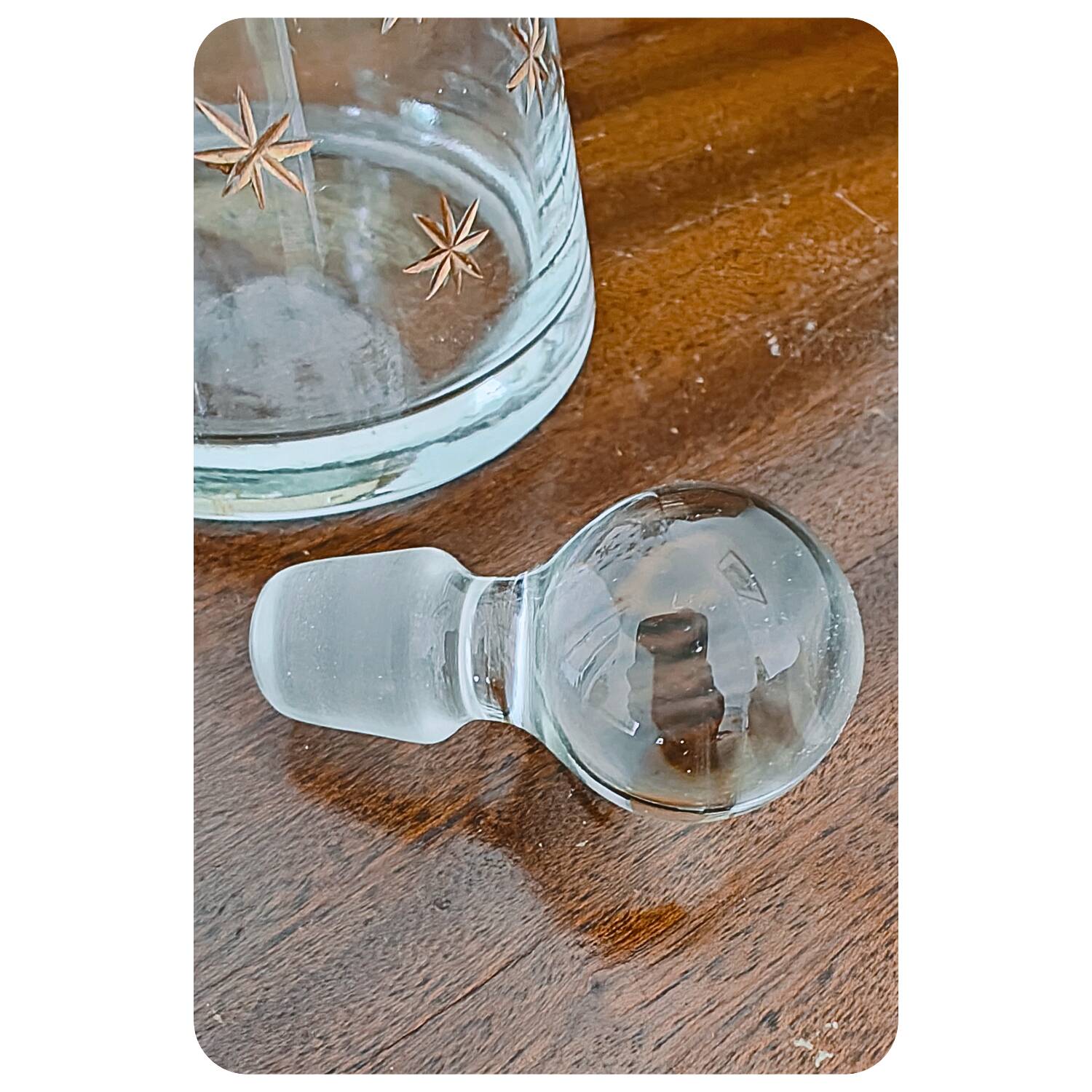 Carafe soufflée à la bouche et gravée étoile, Matous Bruges