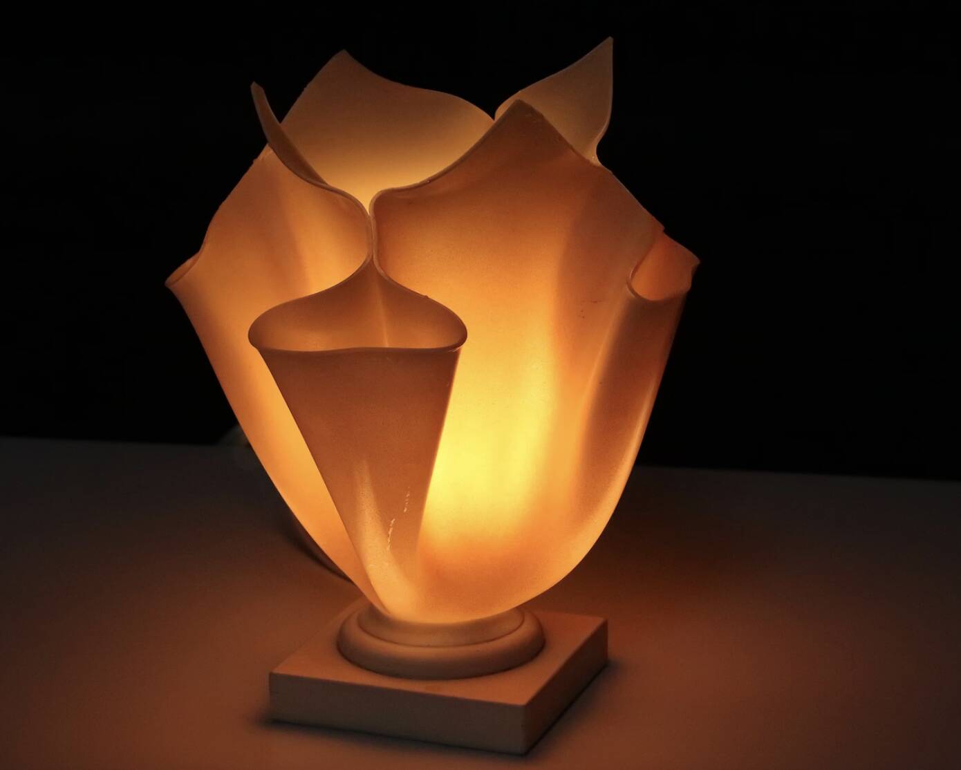 Beige crumpled plexiglass lamp Soleillade,  80s