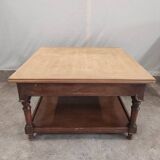 White coffee table and gold leaf