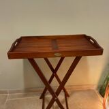 Standing tray