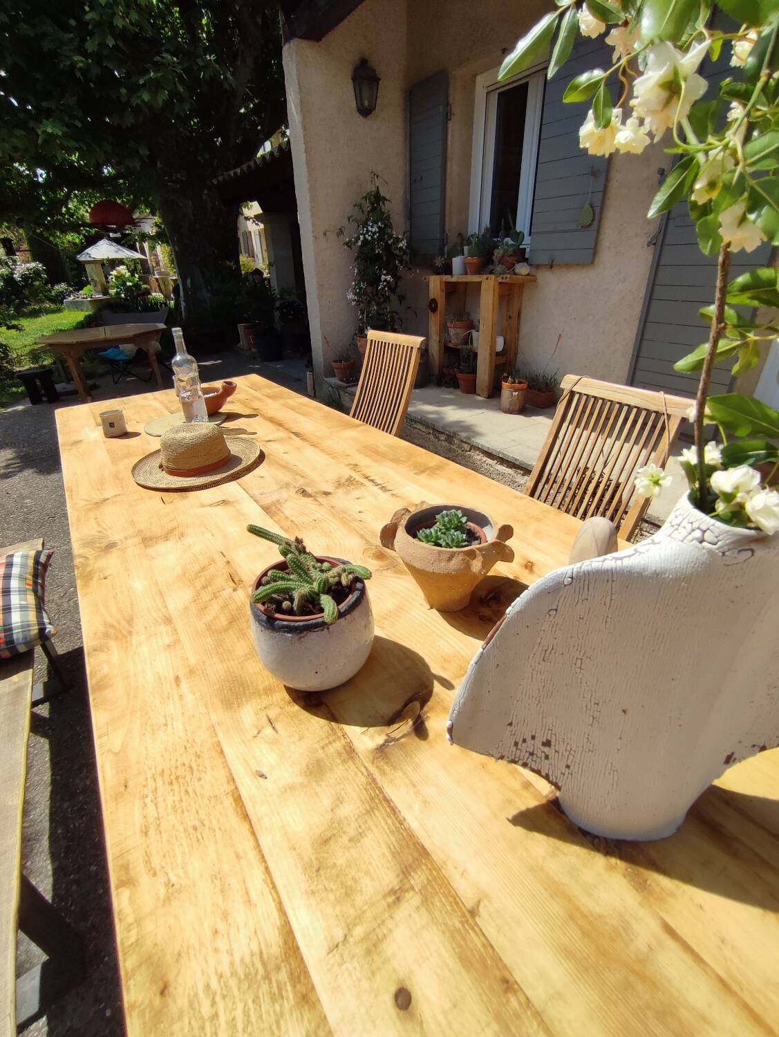 Solid pine table for 10 people.
