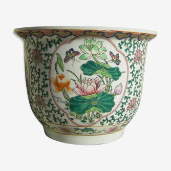 Chinese porcelain pot cover
