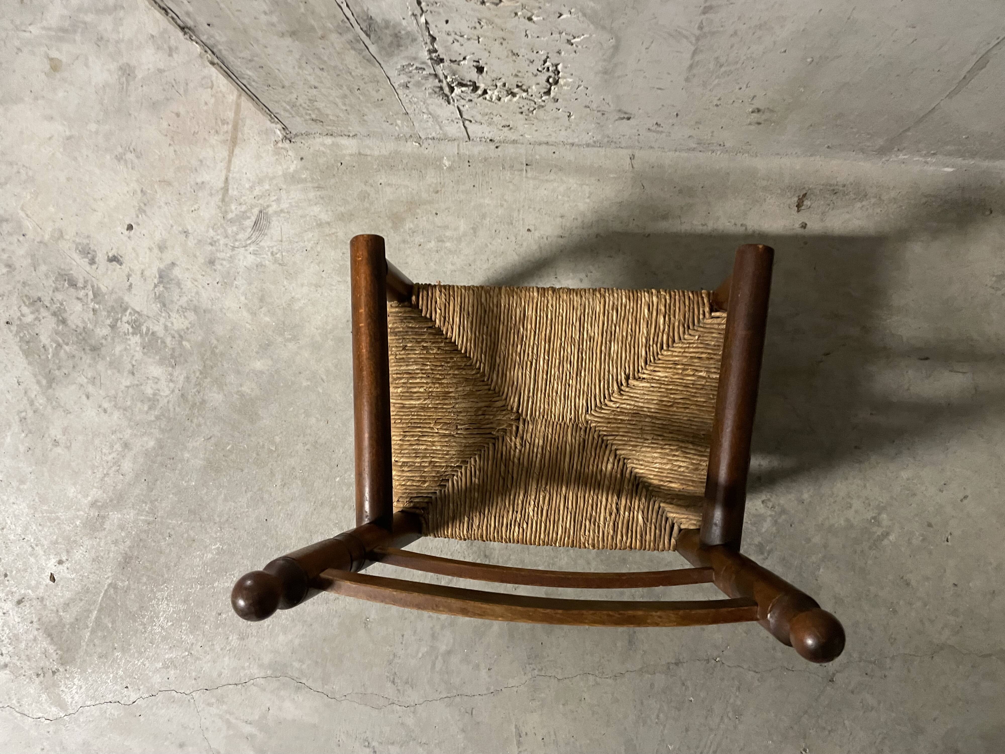 Fauteuil en bois et paille pour enfant