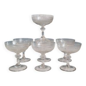 7 coupes à champagne