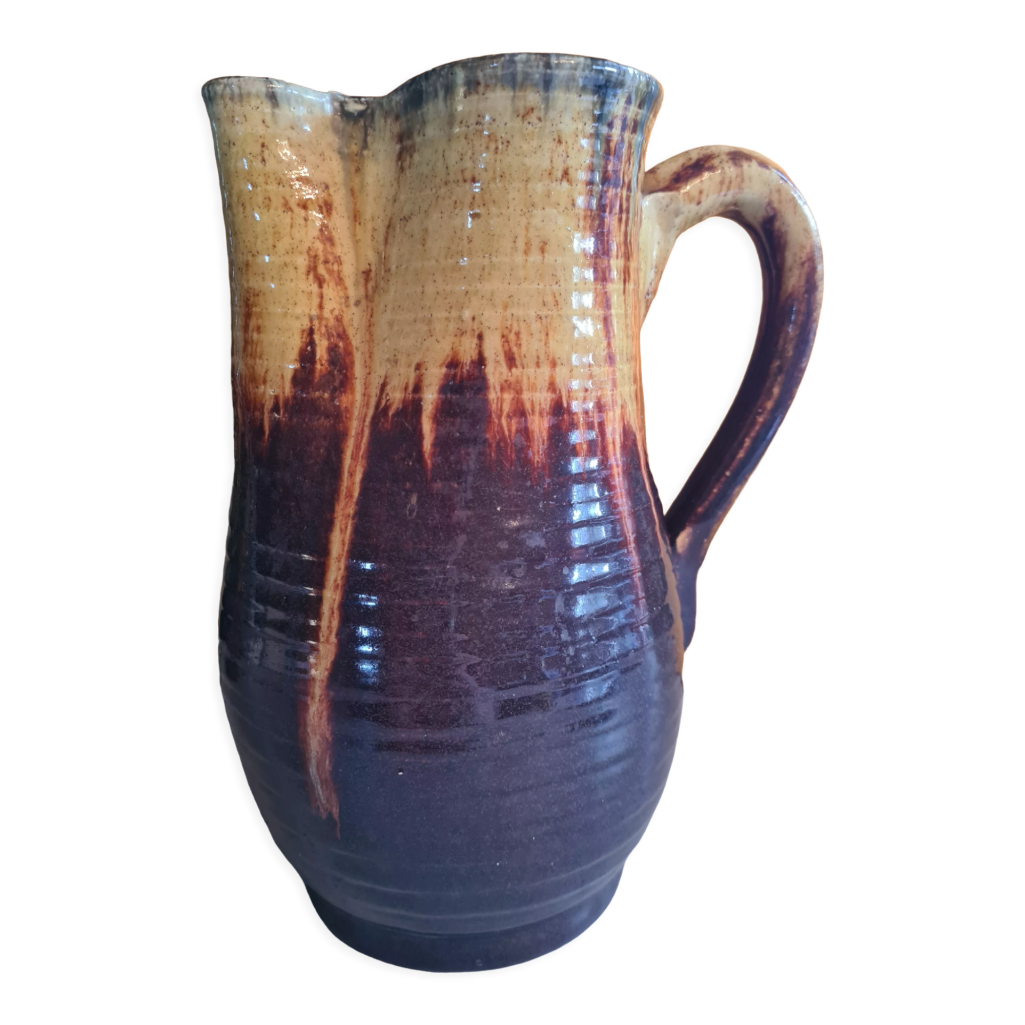 Modernist pitcher in glazed ceramic with pinched beak from Accolay
