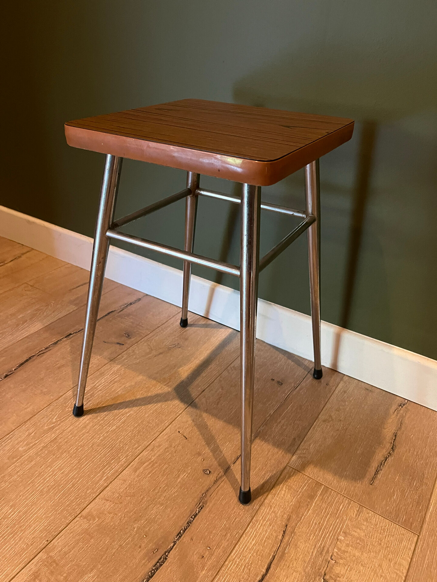 Formica beech stool