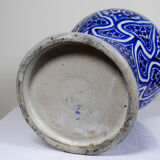 Large Moroccan vase/jar from Fès, handcrafted ceramic Khabia, 19th-20th century, cobalt.