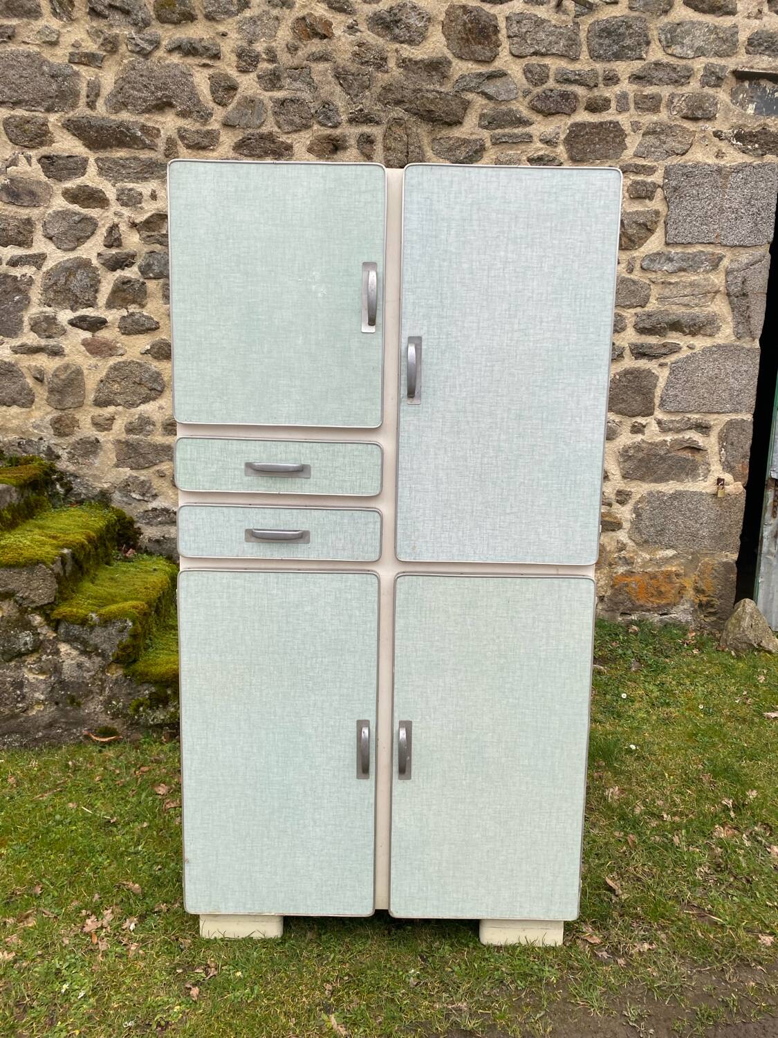Vintage kitchen cabinet in blue Formica (sea green)