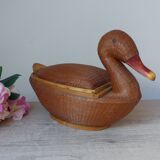 Vintage Chinese wicker duck – woven basket from the 1970s with a lid.