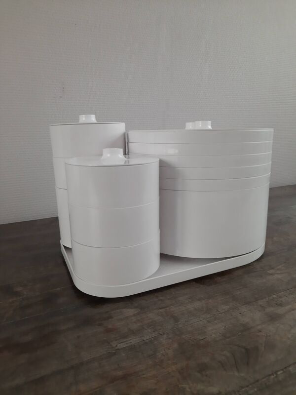 Service de vaisselle design par Massimo Vignelli