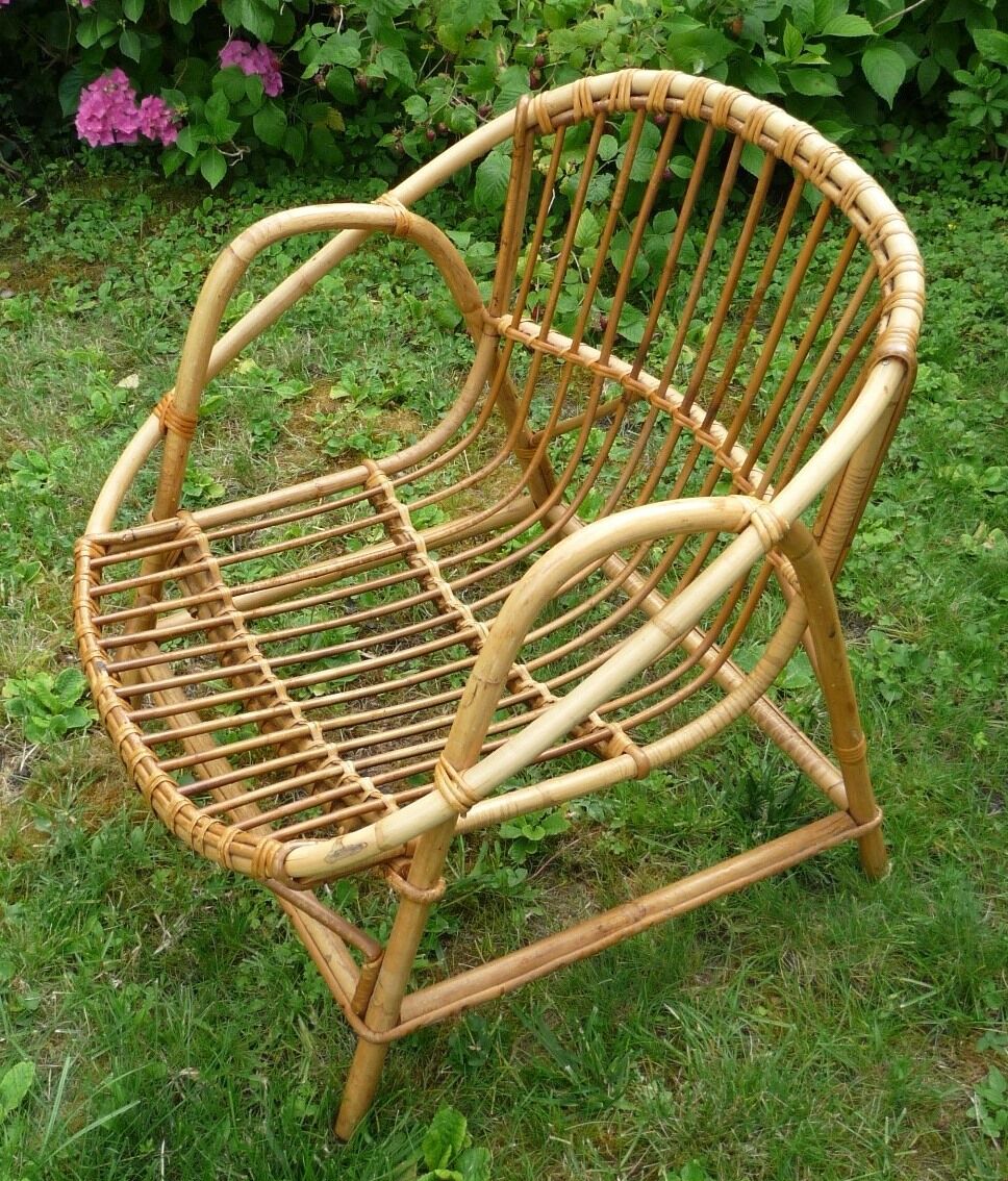 Pair of rattan armchairs of the 70s