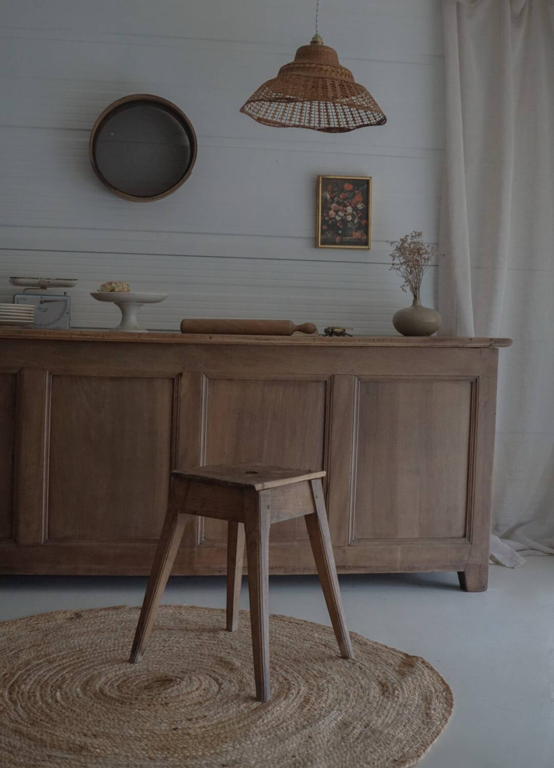 Old trading counter in solid oak – 19th century trade furniture