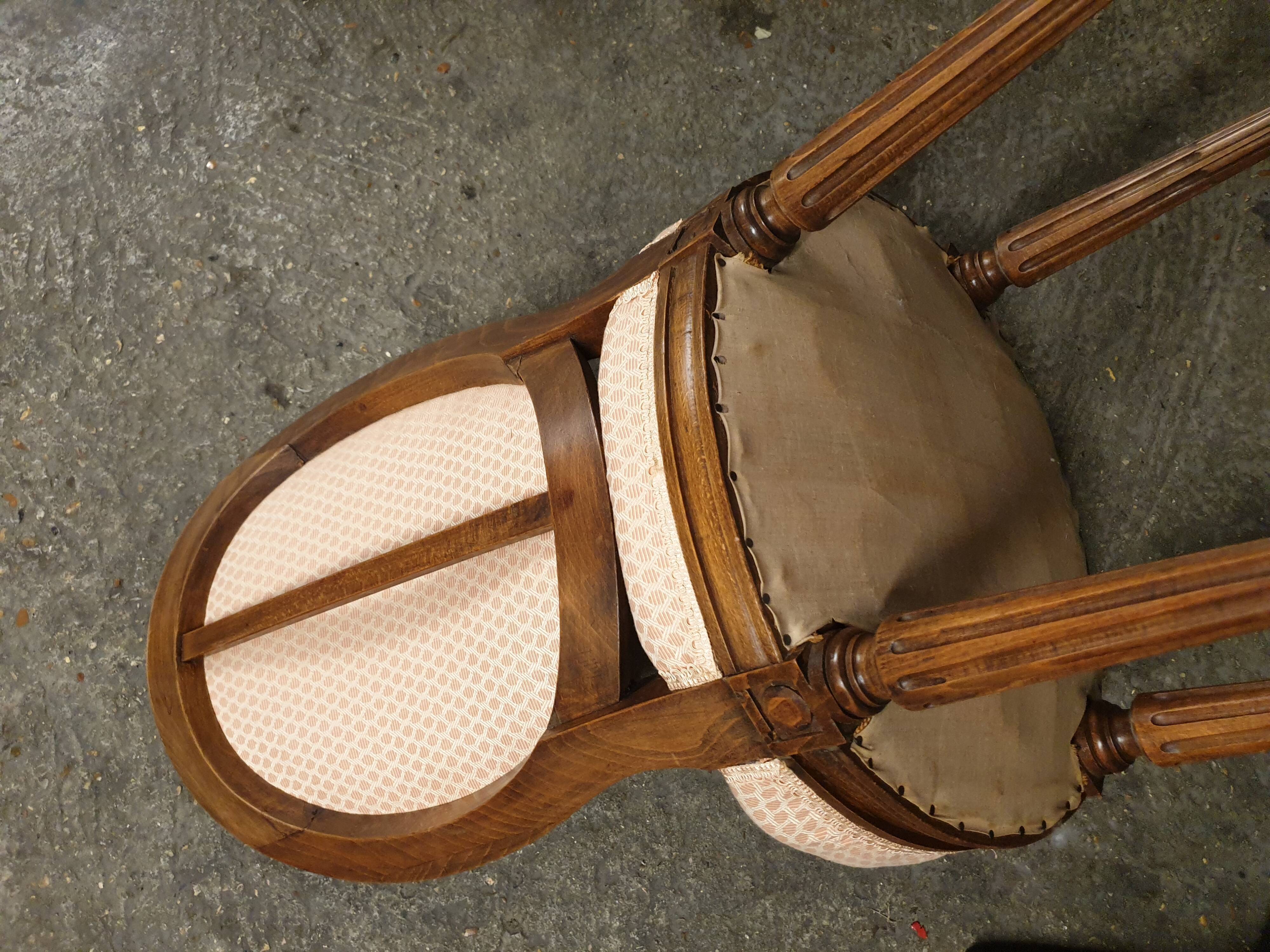 Medallion chair louis xvi