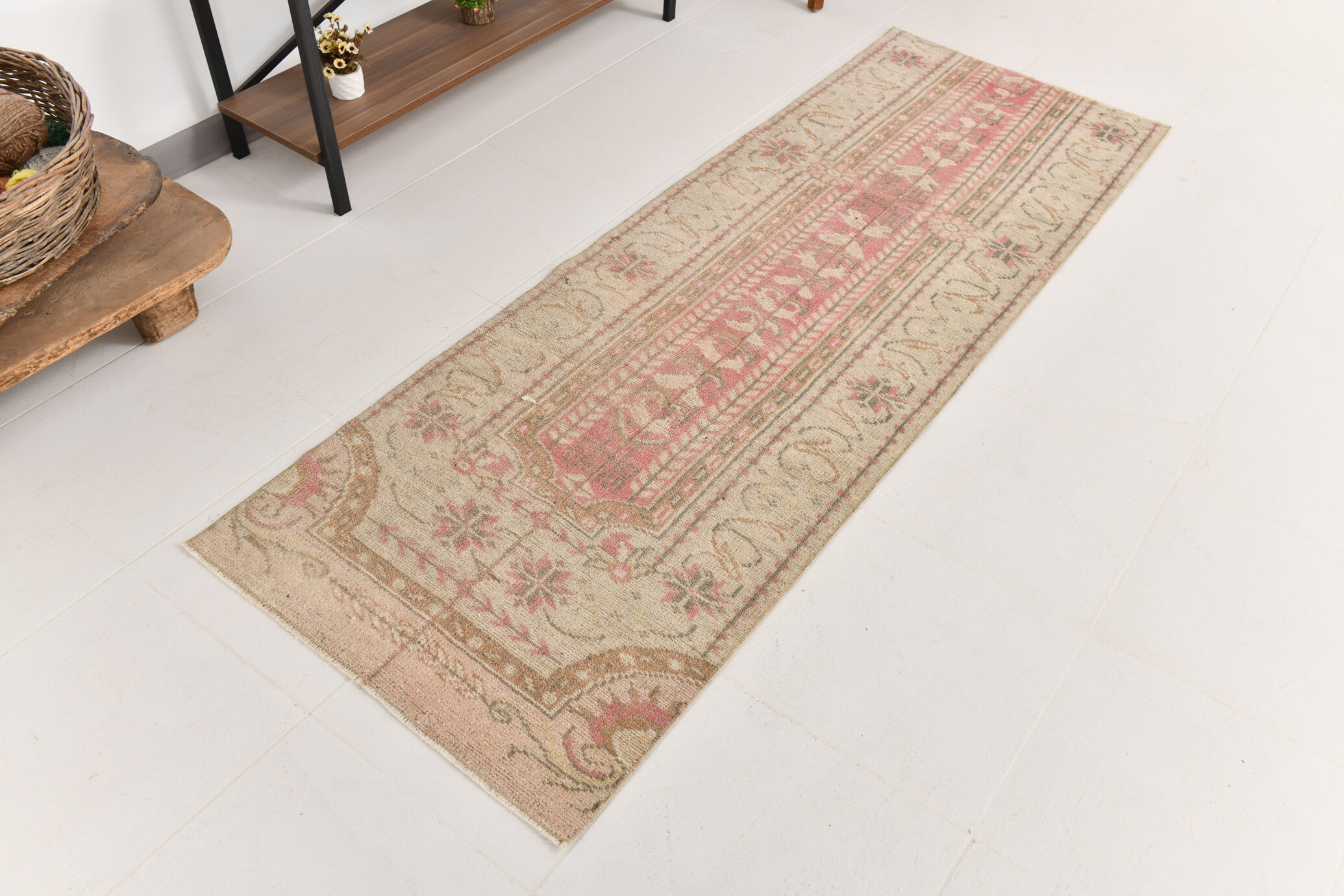 2x7 shades of red & beige vintage runner rug, 77x222cm