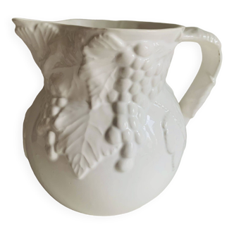 White slip pitcher