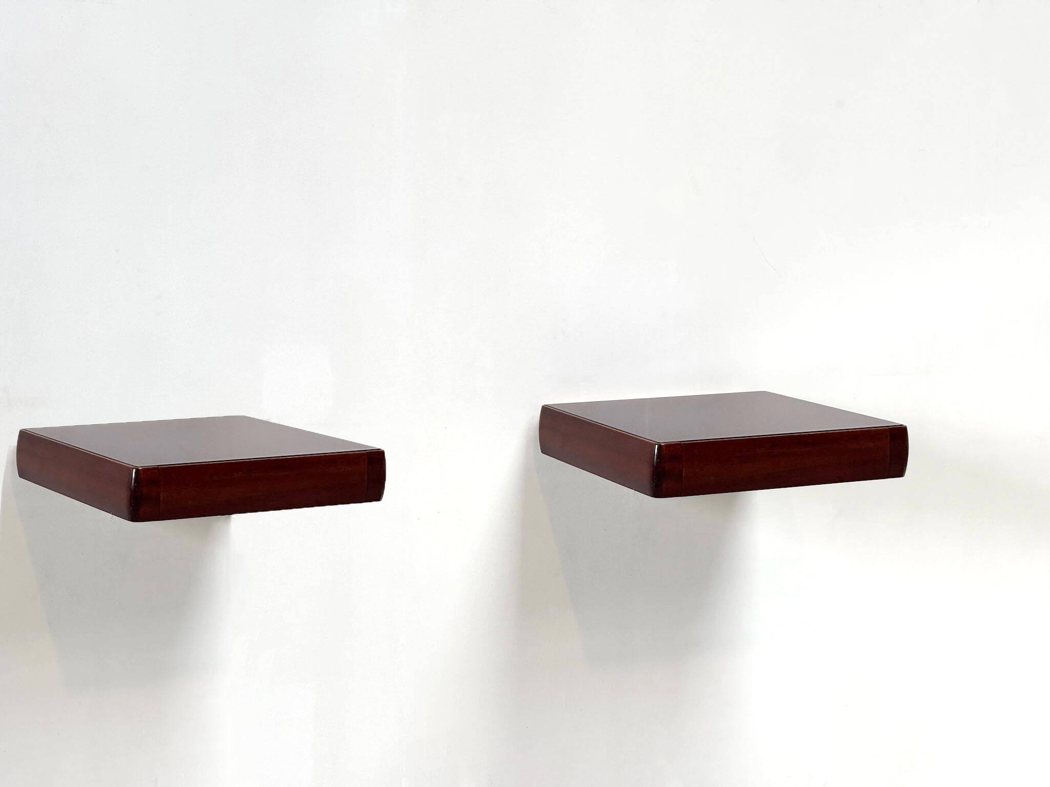 Ovaldo Borsani hanging night stands