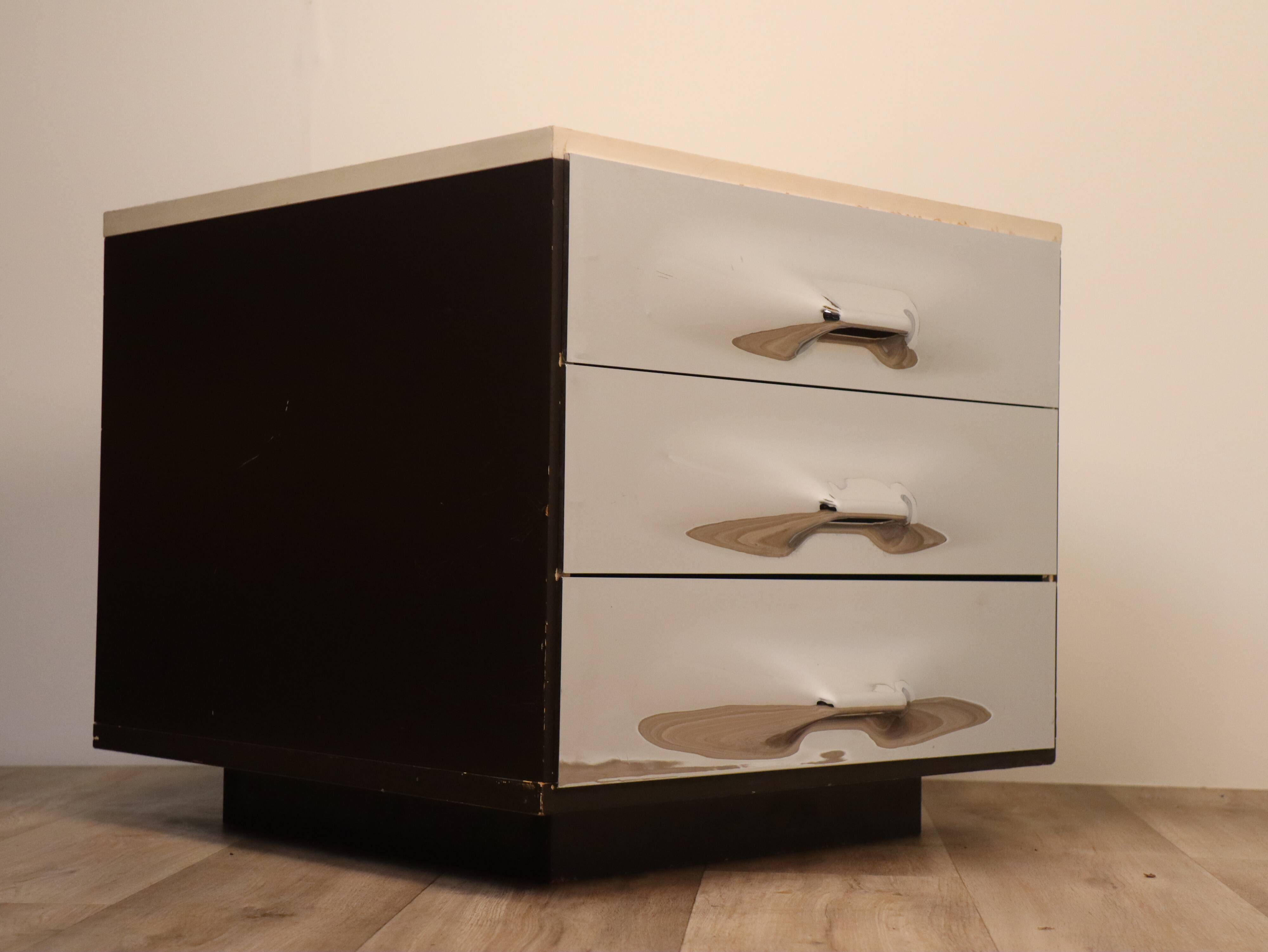 Raymond Loewy's vintage bedside table for Doubinsky Frères, 1970