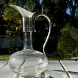 Wine carafe