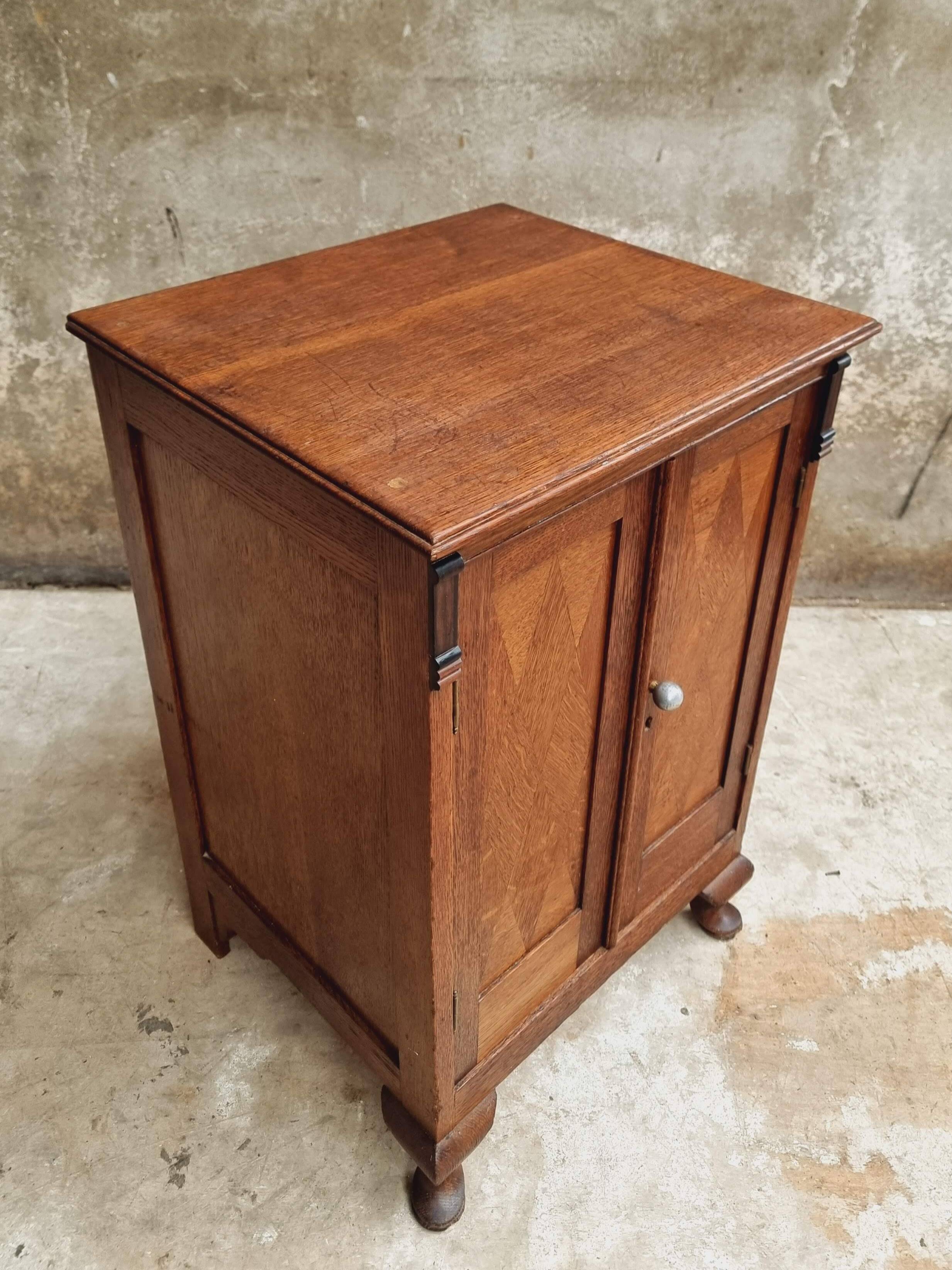Antique small cabinet sideboard oak