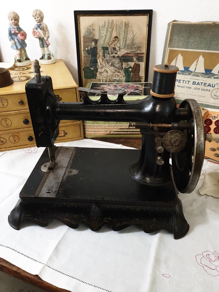 Fil à Coudre Tressé Ou Retors | STN Tressage Depuis 500 Ans