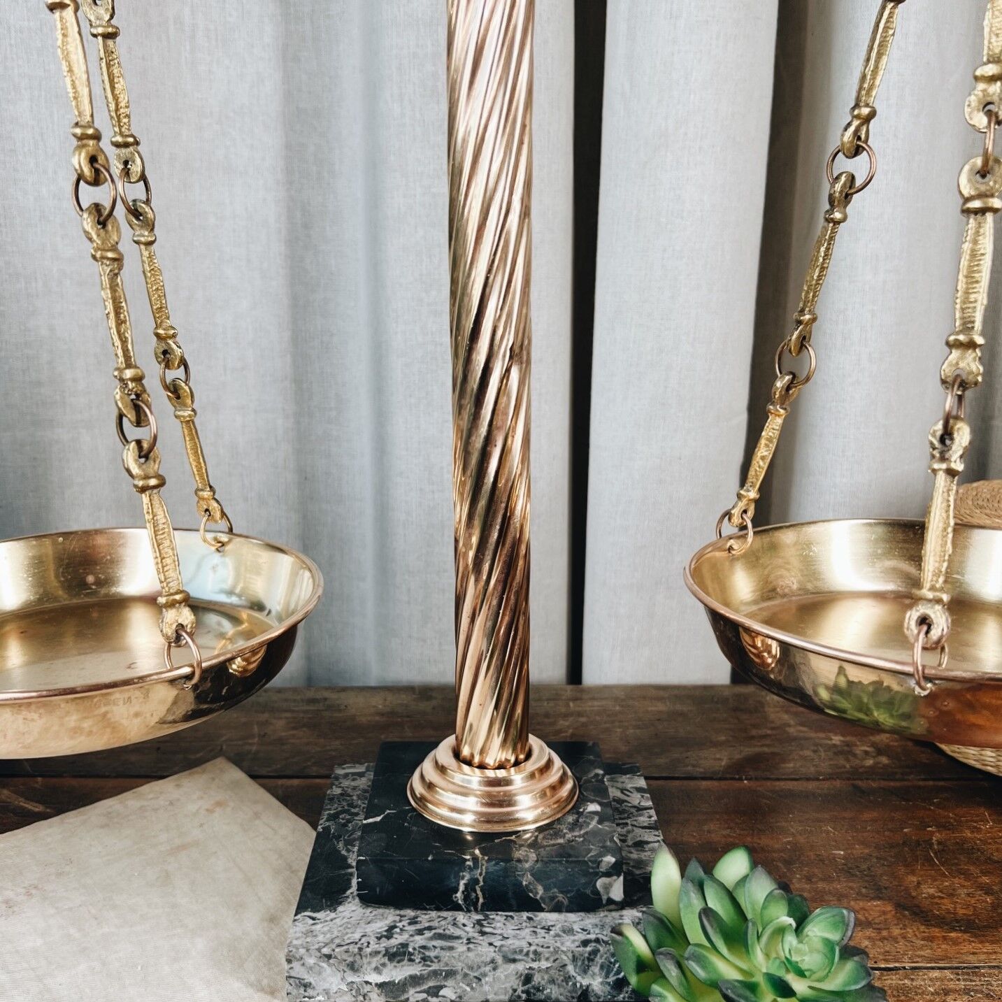 Empire style apothecary scale