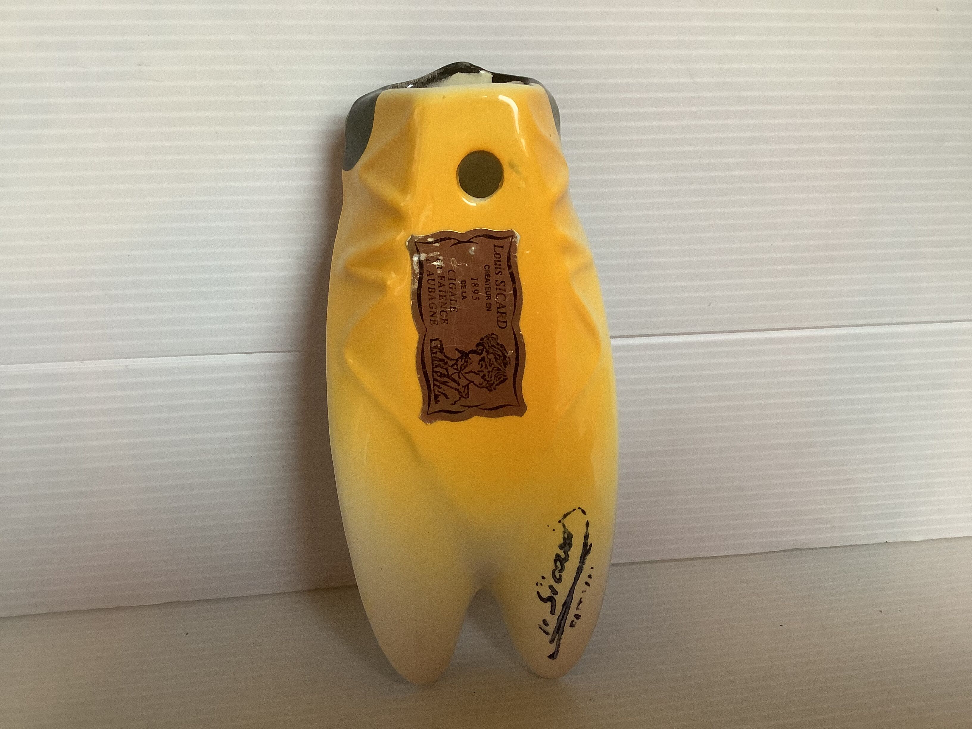 Bouquetière cicada Louis Sicard