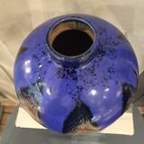 Multicolored sandstone ball vase
