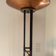 Lampadaire halogène vintage Elleluce – vasque cuivre & structure acier