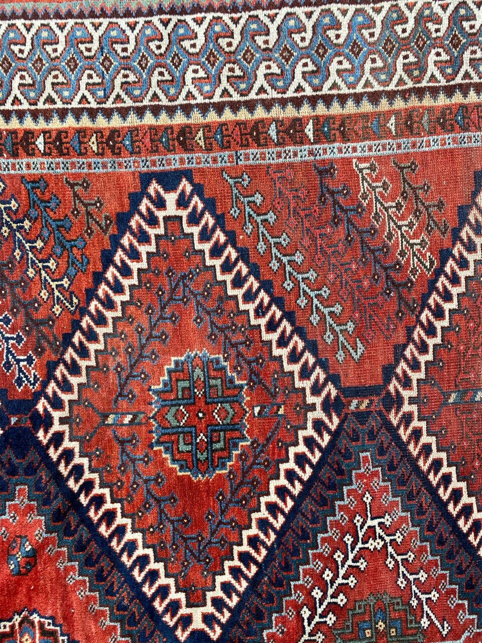 Persian carpet of ghashghai 218x310 cm