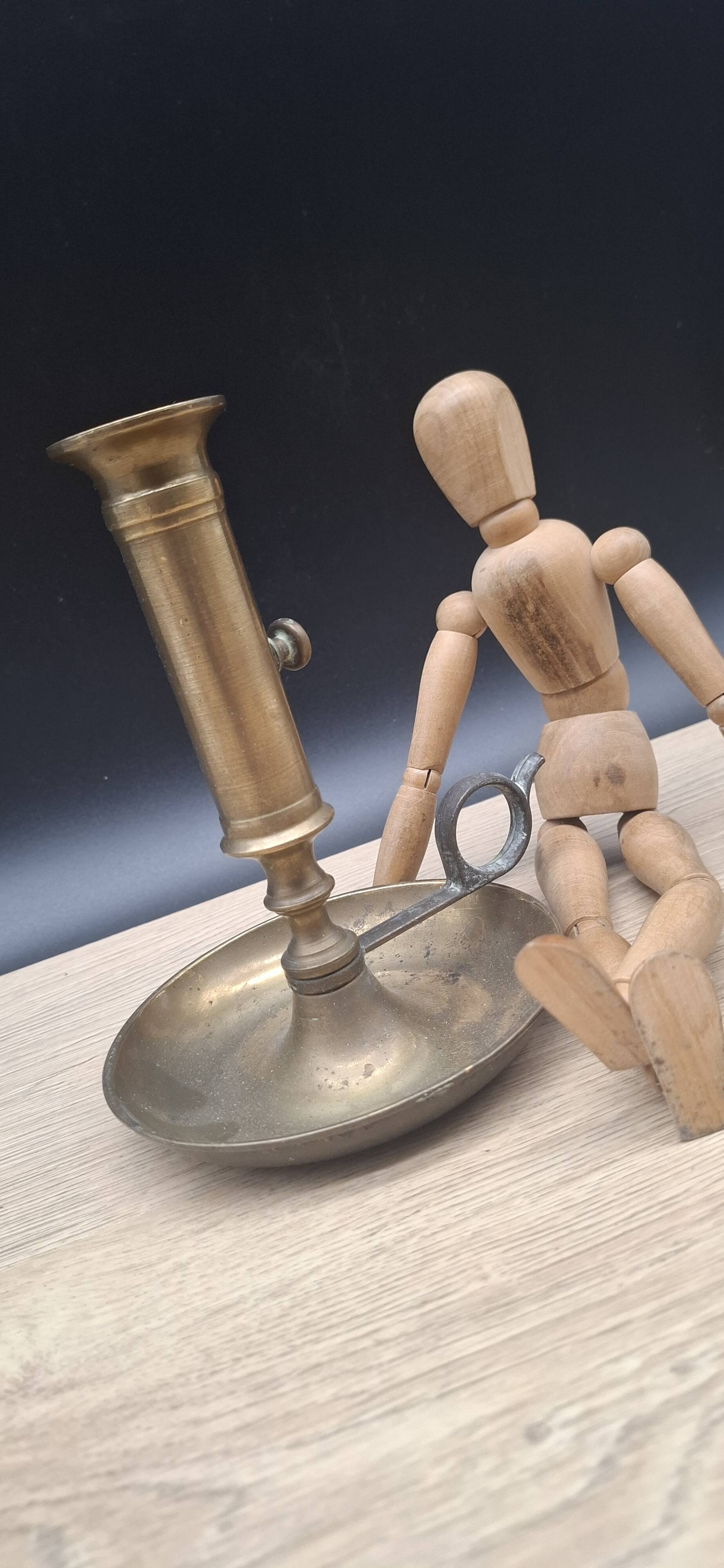 Brass cellar rat candle holder with handle 01