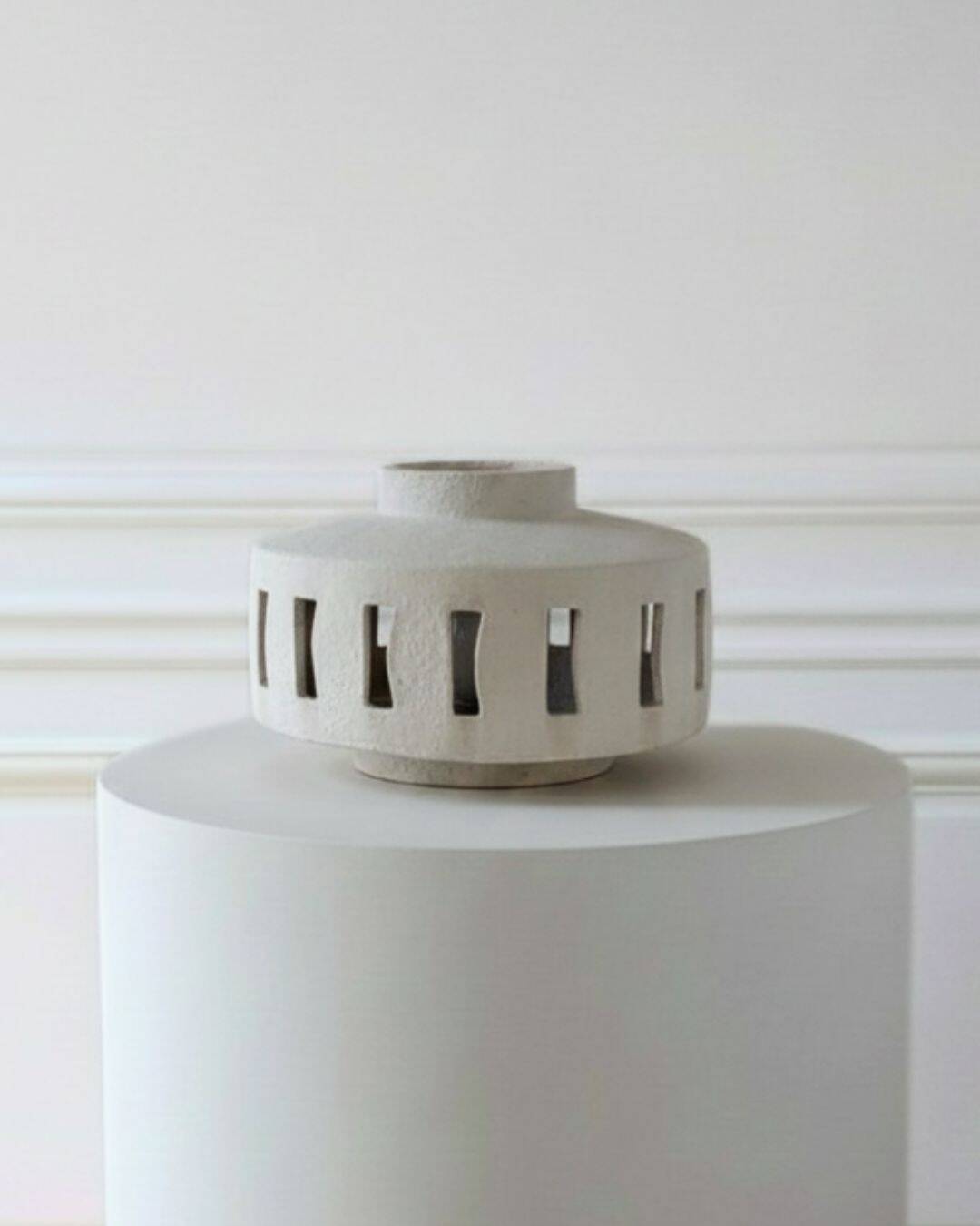 Brutalist lamp in glazed terracotta – Albert Spinelli (20th century)
