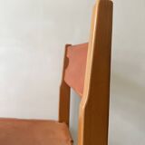 Chaise en bois d'orme et cuir camel Maison Regain, design France