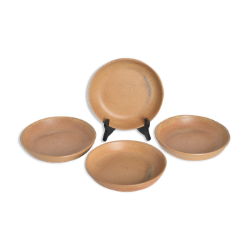 Hollow sandstone plates