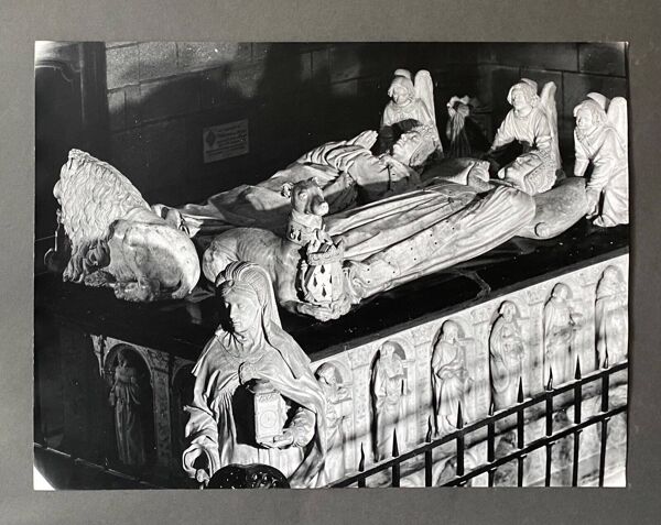 Photo argentique statue La Tempérance II Bernard Darot XXe