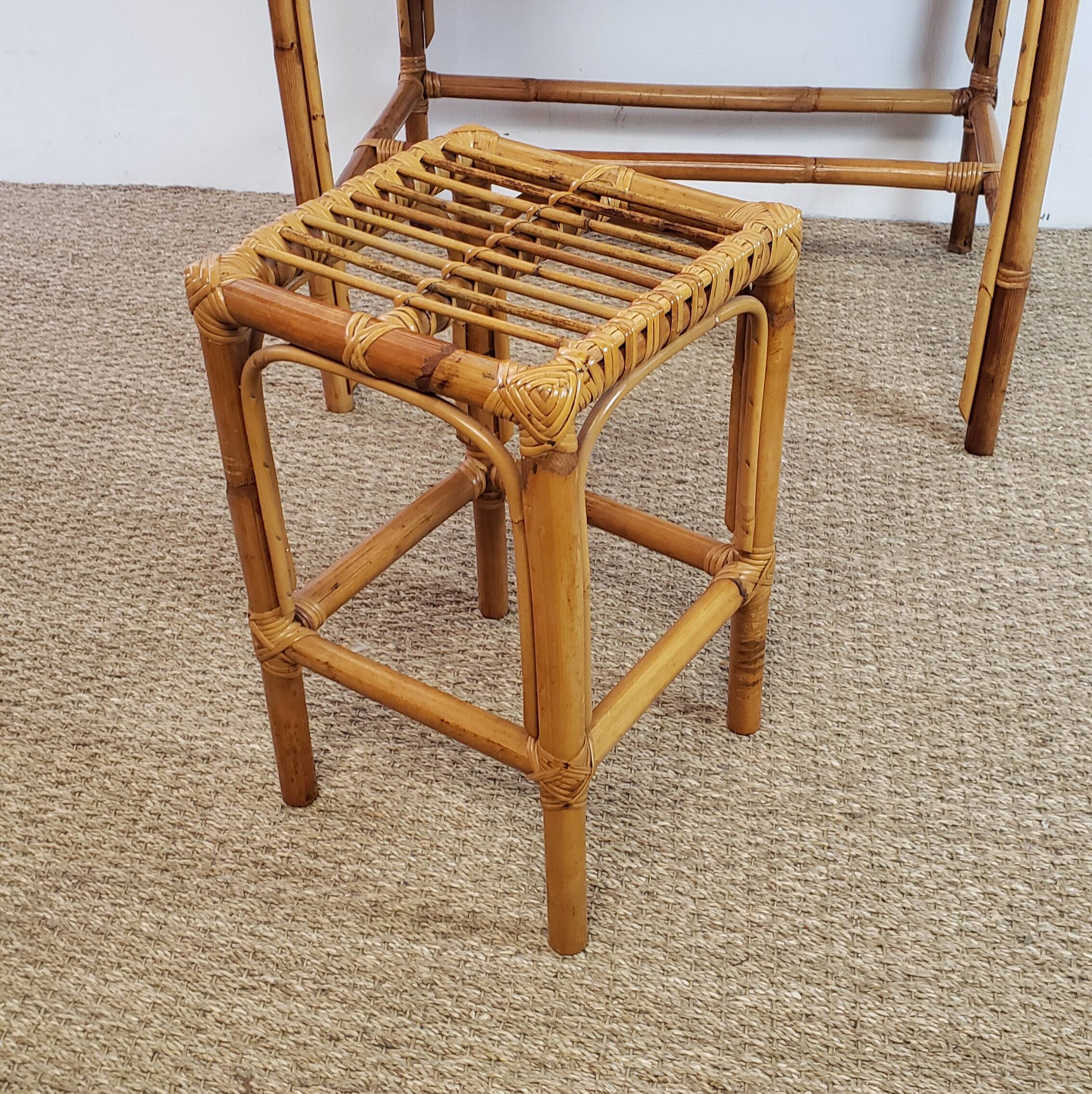 Vintage dressing table