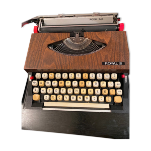 Machine à écrire Royal - 240