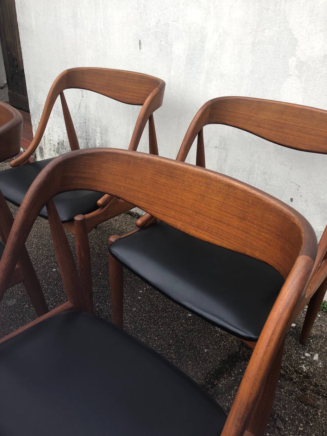 Lot 6 Scandinavian Teak chairs by Johannes Andersen Samcom Circa 1960