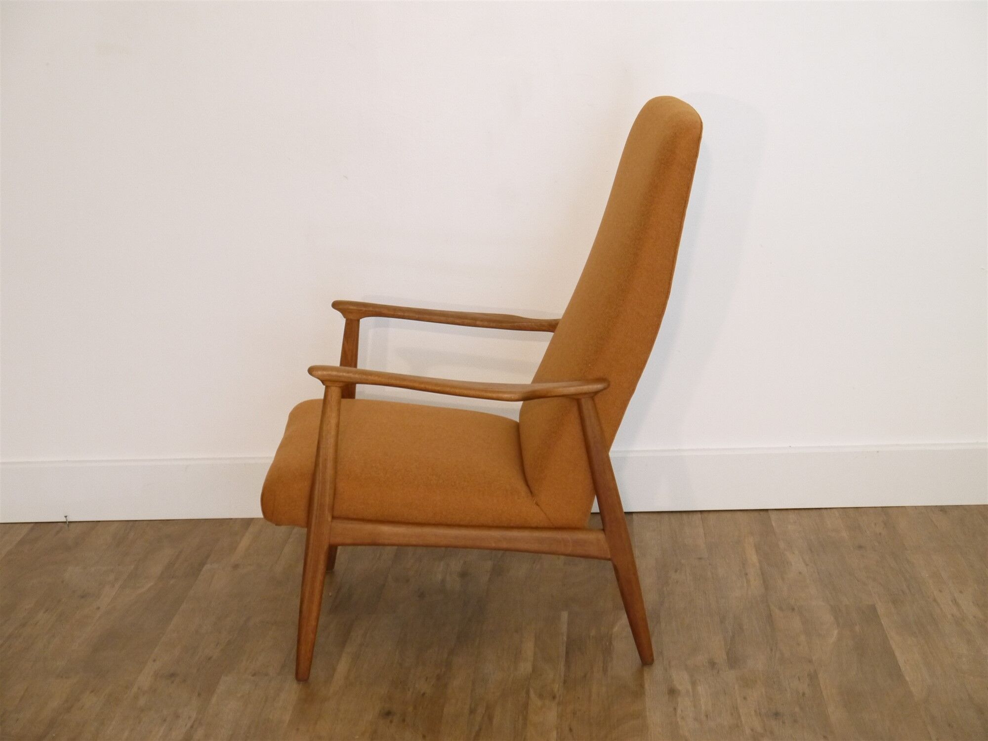 Scandinavian vintage chair in teak 1960