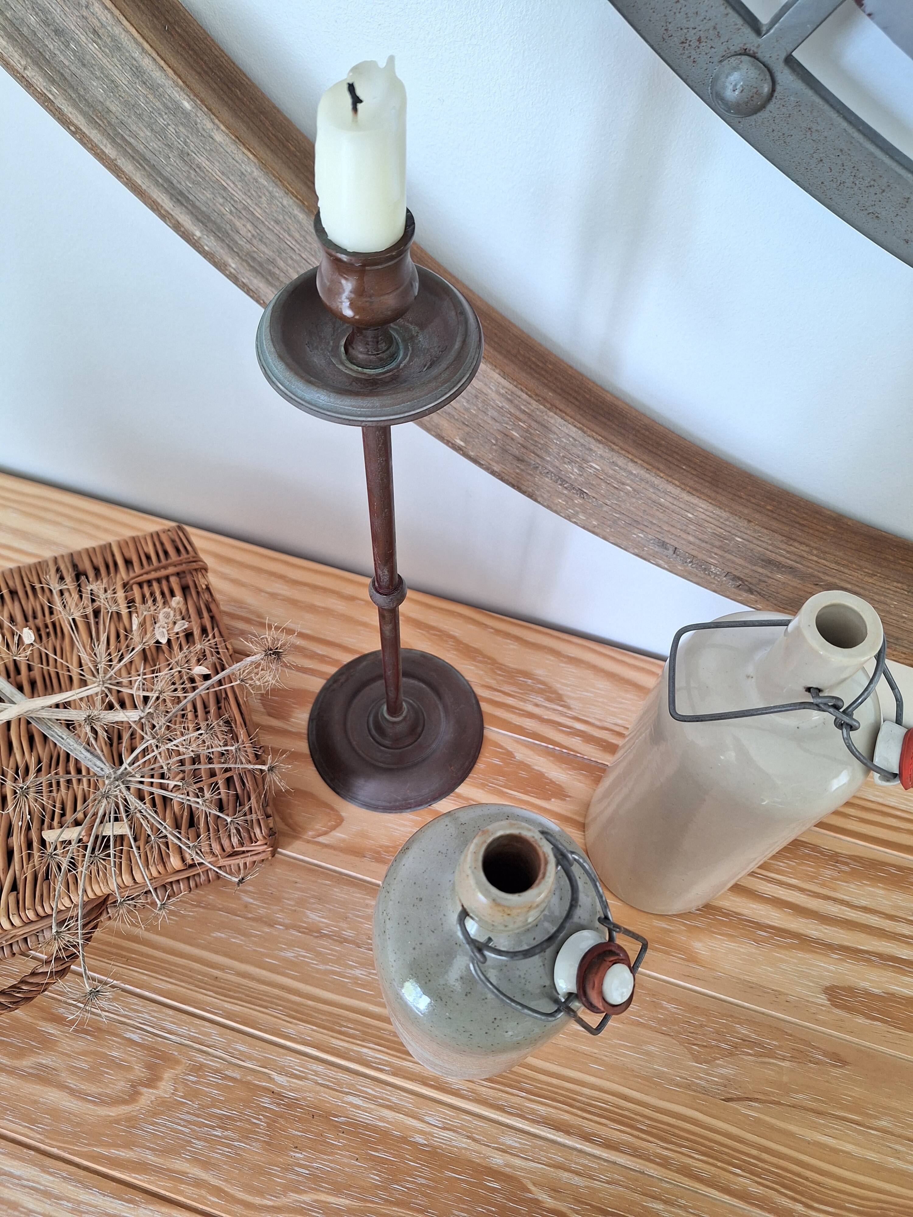 Bouteille en grès vintage