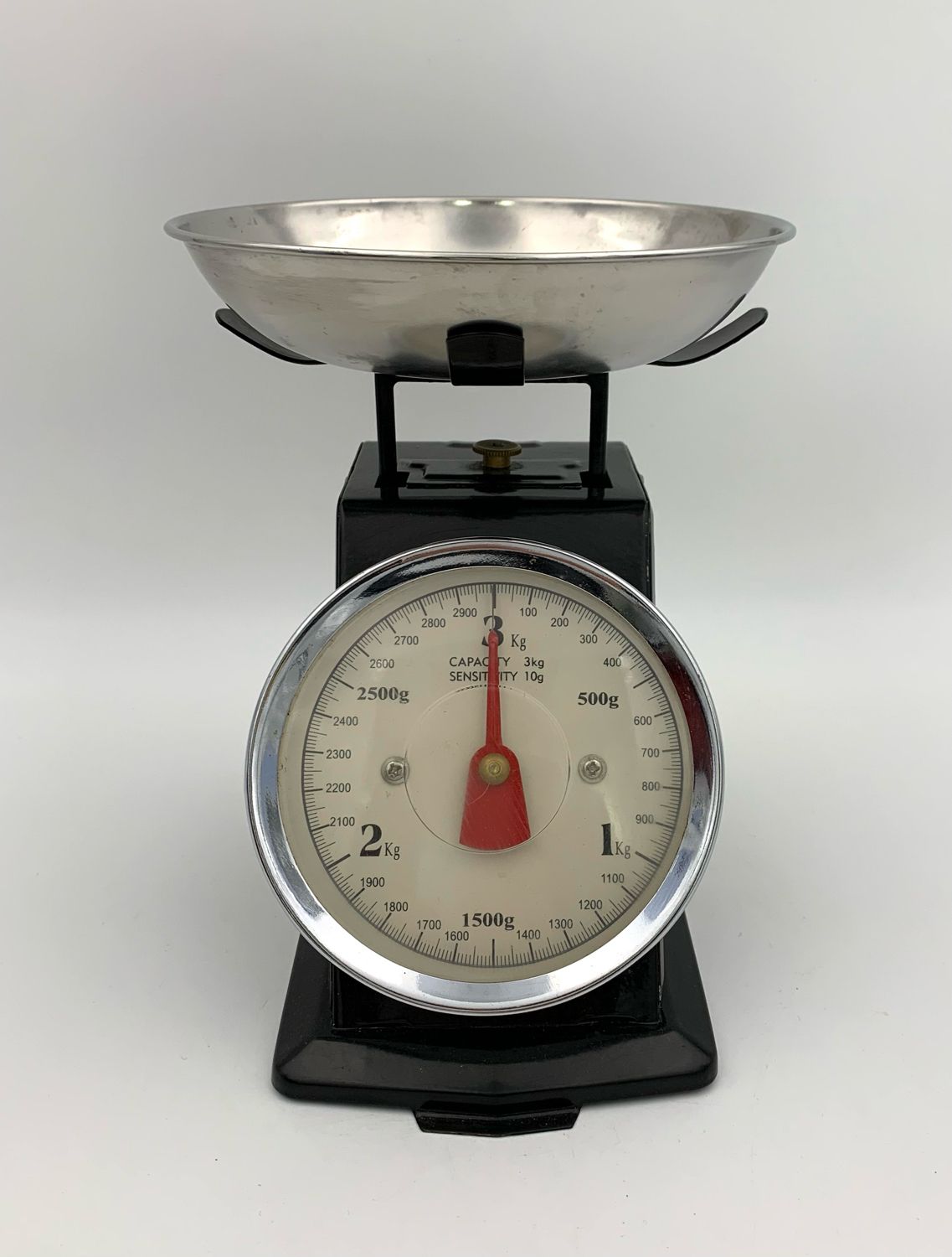 Vintage kitchen scale, black metal and stainless steel