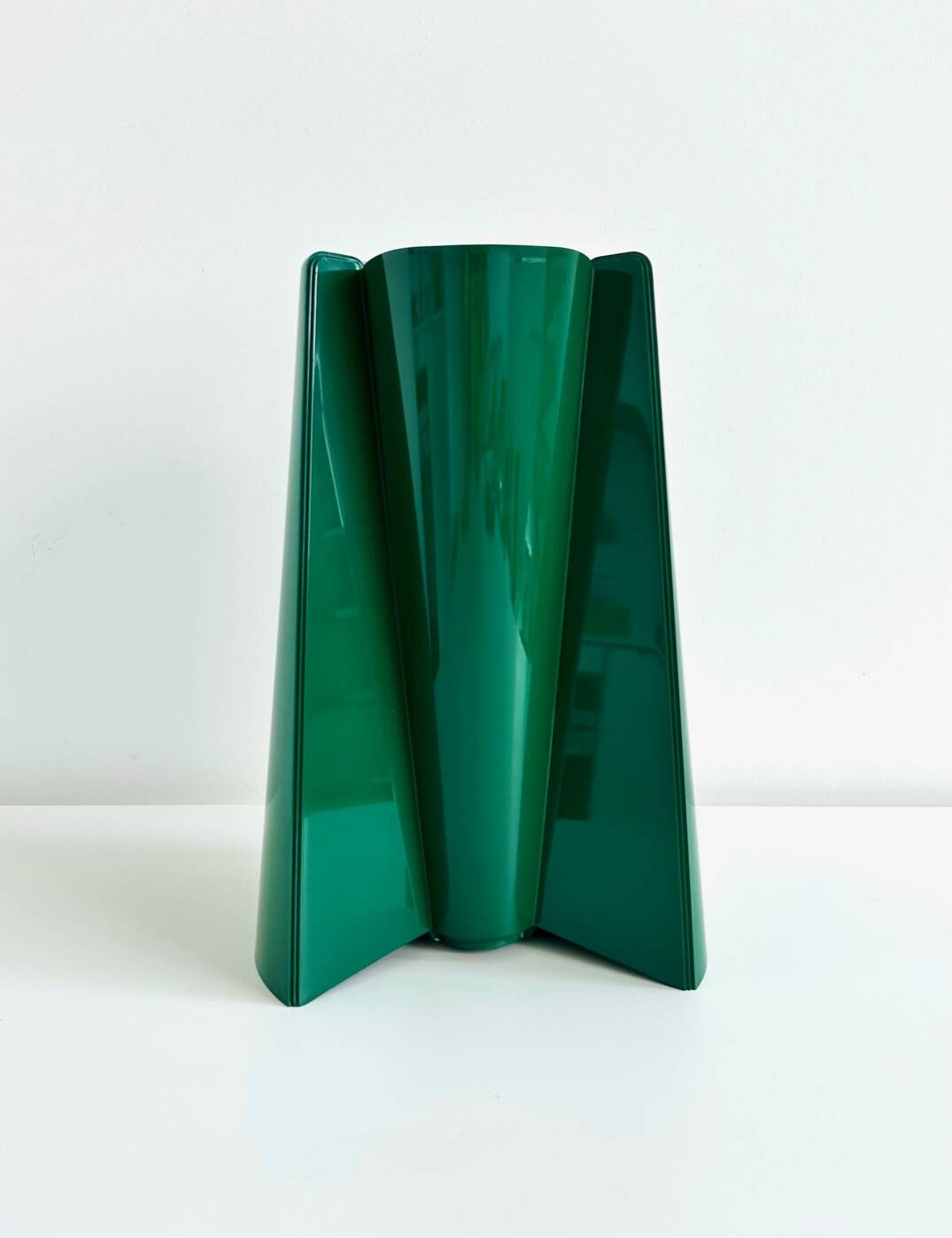 花瓶・フラワースタンド Pago-Pago ALESSI by Enzo Mari 花瓶