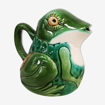 Old frog pitcher