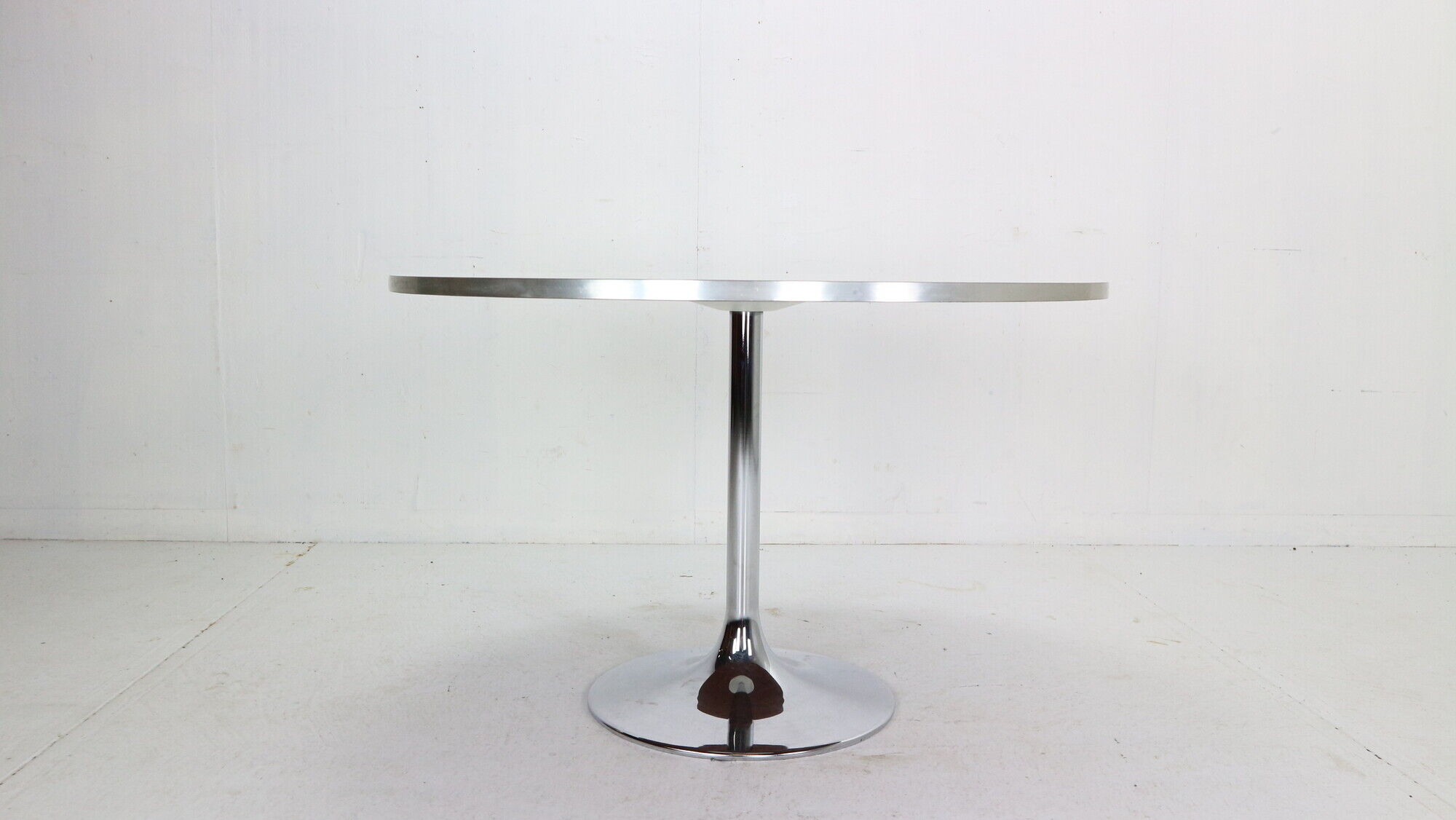 Börje johanson round white & chrome "tulip" dinning table, 1968 sweden