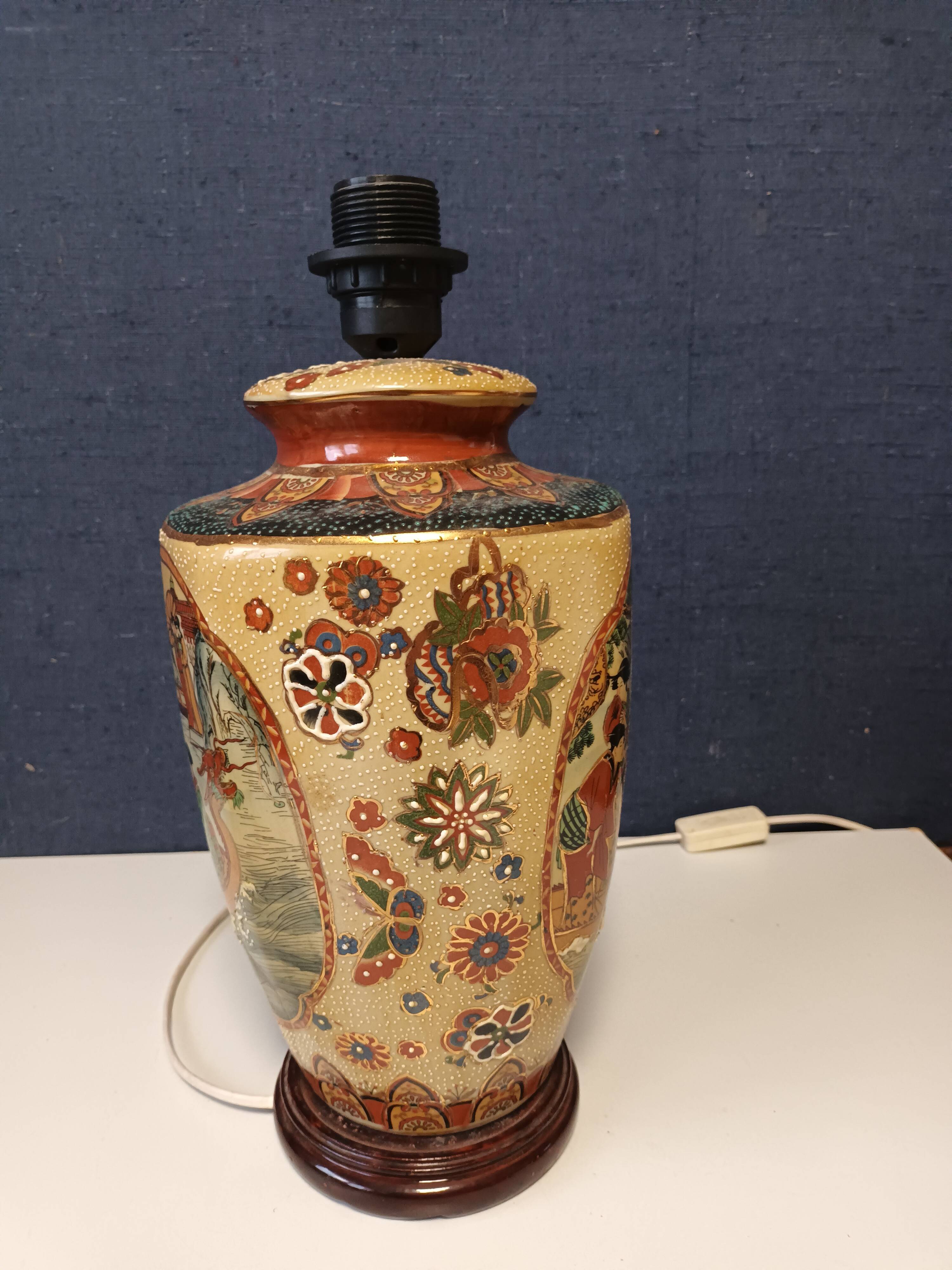 Asian ceramic lamp